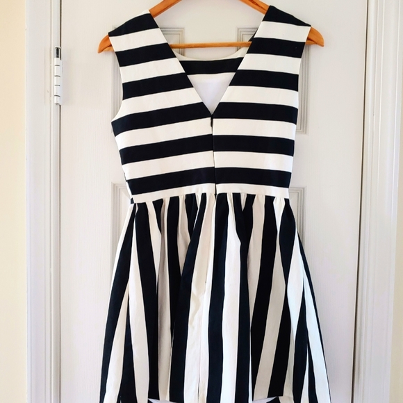 Reposh - English Rose Striped Jeweled Neck Dress sz S - Picture 5 of 11